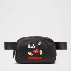 Disney x lululemon Everywhere Belt Bag 1L Mickey in Motion Graphic nwt
